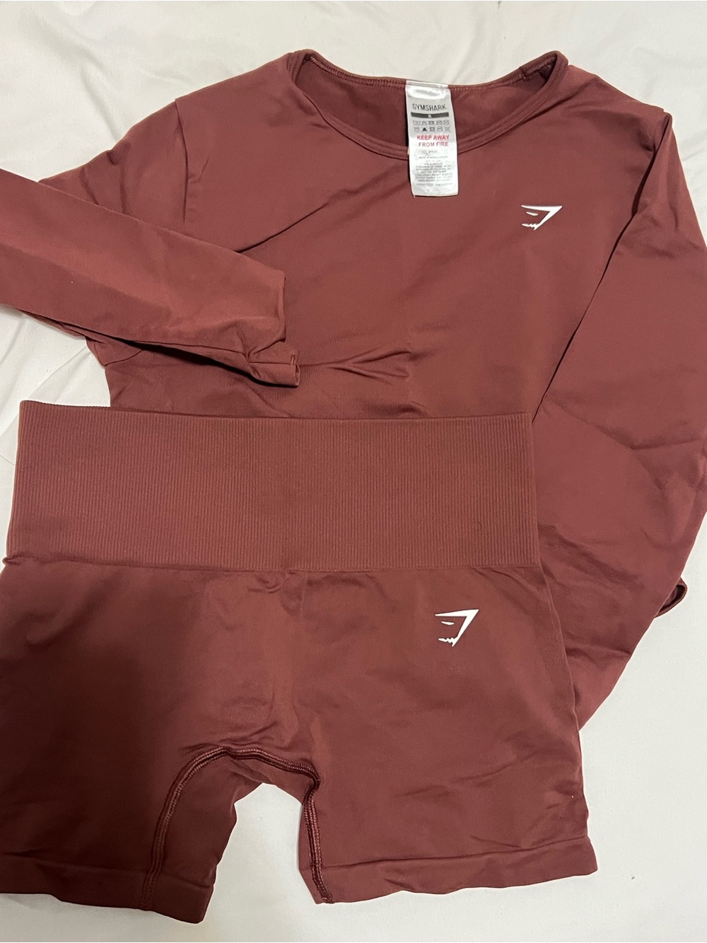 gymshark top and shorts - Picture 4 of 4